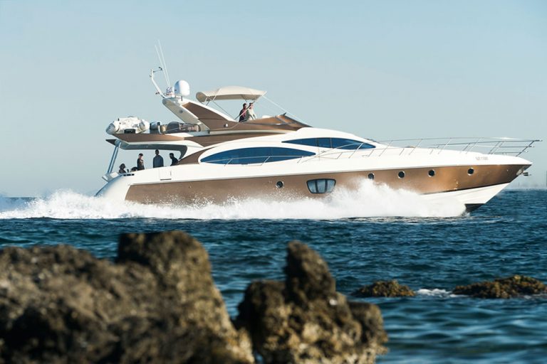 Azimut 68S awarded model.