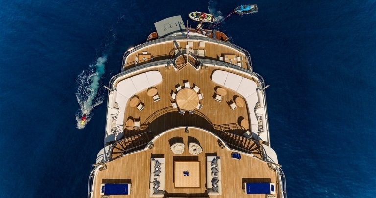 Sumptuous huge decks host large families or guests from corporate events during cruising or at anchor, or at a static charter. 